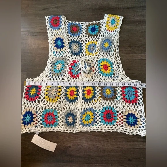 Urban Outfitters Crocheted Colourful Granny Square Vest - Picture 3 of 6